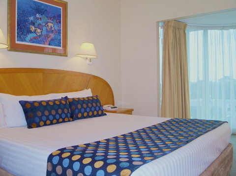 Cairns Sheridan Hotel - Tourism Brisbane 1