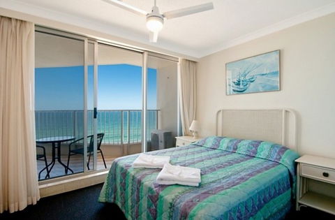 Beachside Tower - Tourism Brisbane 1