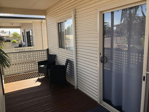 Sundowner Cabin And Tourist Park - Tourism Brisbane 3