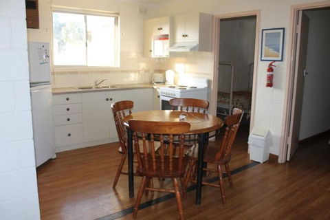 Coobowie Lodge - Brisbane 4u 1
