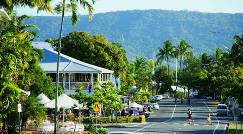 Macrossan House Boutique Holiday Apartments - Tourism Brisbane 3