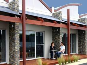 A Must @ Coonawarra - Brisbane 4u 0