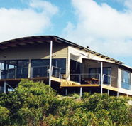 Saar Beach House - Brisbane 4u