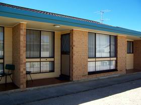 Stansbury Villas - Brisbane Tourism 0