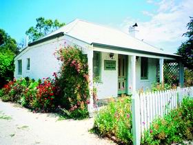 Sarah's Cottage - Tourism Brisbane 0