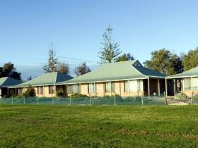 Wallaroo North Beach Tourist Park - Tourism Brisbane 0
