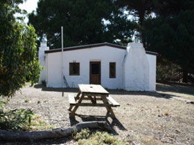 Rocky River Heritage Accommodation - Tourism Brisbane 0