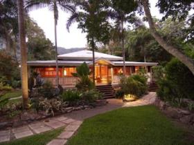 Port Douglas Valley Retreat - Brisbane 4u 0