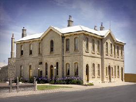 The Customs House - Tourism Brisbane 0