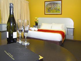 Victoria Hotel - Strathalbyn - Tourism Brisbane 0