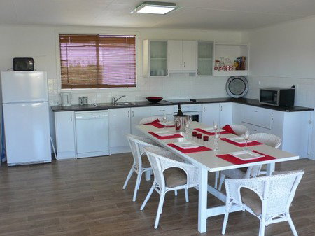 Beachport Escape - Tourism Brisbane 4