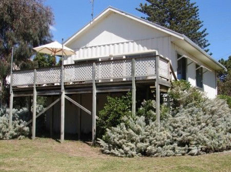 Robe Lifestyle Properties - Brisbane Tourism 1