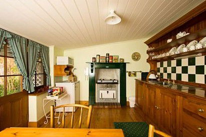 Sarah's Cottage - Tourism Brisbane 5