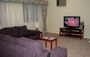 Louth Bay Holiday Apartment - Tourism Brisbane 1
