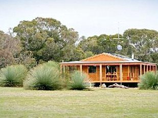 Eleanor River Homestead - Brisbane Tourism 1