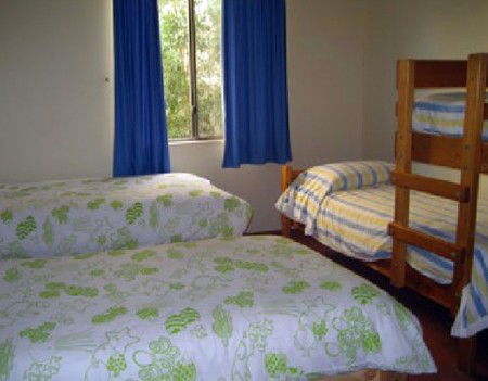 Moonta Bay Beach Villas - Brisbane 4u 5