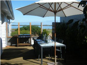 Coorong Waterfront Retreat - Tourism Brisbane 4