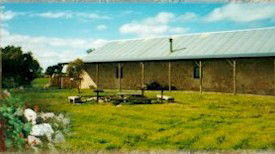 Mt Dutton Bay Woolshed Hostel - Tourism Brisbane 2