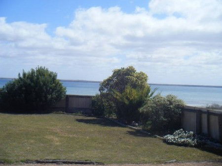 Seaview Cottage Ceduna - Brisbane Tourism 1