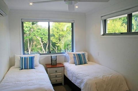 Echoes Beach House - Brisbane 4u 4