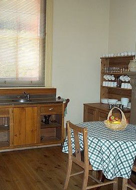 Mount Lofty Railway Station - Tourism Brisbane 3