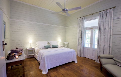 Brooklyn Farm Bed And Breakfast - Brisbane 4u 1