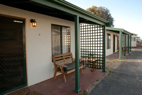 Moonta Bay Road Cabins And Cottages - Tourism Brisbane 0