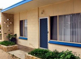 Coobowie Lodge - Brisbane 4u 0