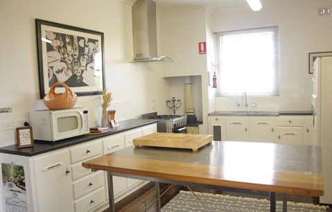 The Matchbox House Bed And Breakfast - Tourism Brisbane 6