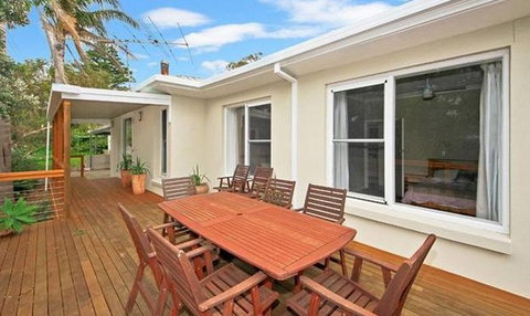 Sea Sand And Scrub Holiday House - Tourism Brisbane 9