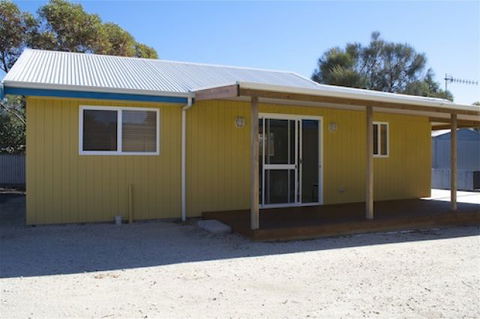 Coffin Bay Escape - Tourism Brisbane 0