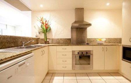 Latitude 16 Mowbray By The Sea - Tourism Brisbane 1