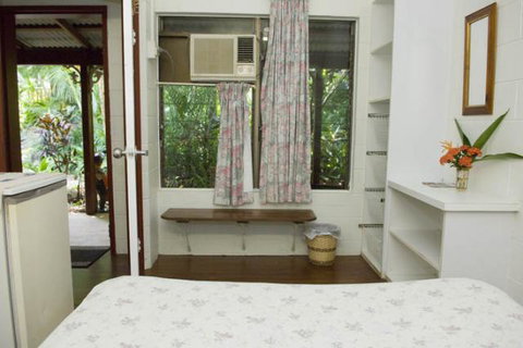 Cooktown Motel Pam's Place - Tourism Brisbane 5
