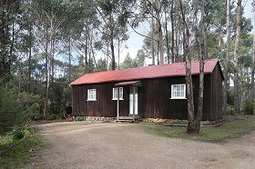 Taranna Cottages - Brisbane Tourism 0