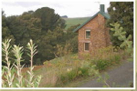 Mistover Cottage - Brisbane Tourism 0