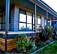 Orani Vineyard Guest House and Fruit Farm