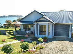 Bruny Island Accommodation Services - Omaroo Cottage - Tourism Brisbane 0