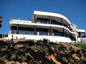 Sheer Pleasure Accommodation - Tourism Brisbane 0