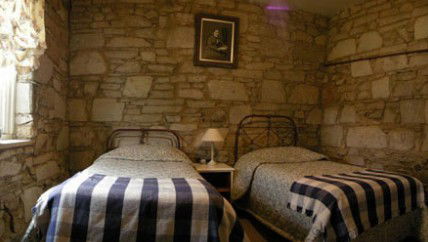 Colonial Cottages Of Ross - Historic Hudson Cottage - Tourism Brisbane 3