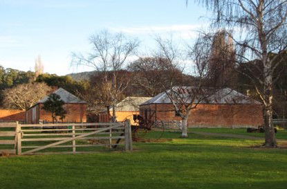 Cascades Colonial Accommodation - Tourism Brisbane 1