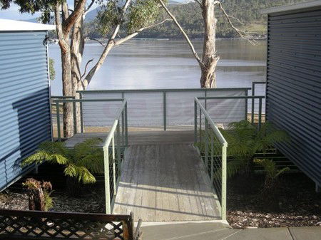 Port Huon Cottages - Brisbane 4u 2