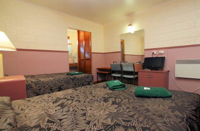 Queenstown Motor Lodge - Brisbane Tourism 3