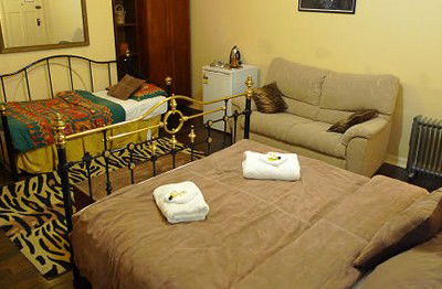 Edinburgh Gallery Bed & Breakfast - Tourism Brisbane 2