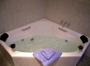 Queechy Cottages - Tourism Brisbane 5