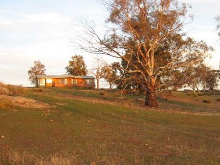 Curringa Farm Accommodation - Tourism Brisbane 3