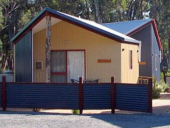 Derwent Bridge Chalets And Studios - Tourism Brisbane 3