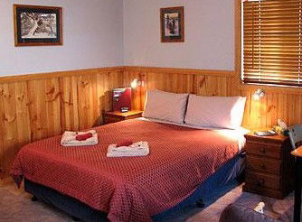 Derwent Bridge Chalets And Studios - Tourism Brisbane 4