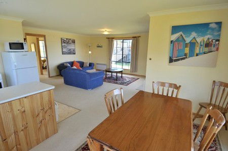 Bruny Island Accommodation Services - Omaroo Cottage - Tourism Brisbane 1