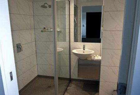 Brighton Hotel Motel - Tourism Brisbane 3
