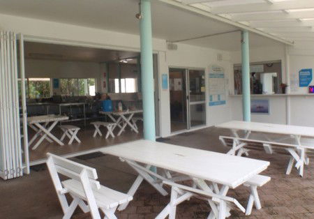 Absolute Backpackers Mission Beach - Brisbane 4u 7